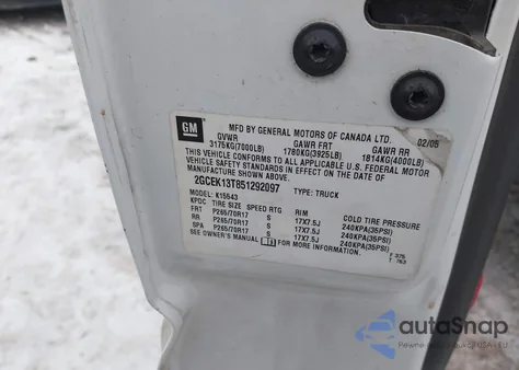 2005 Chevrolet Silverado 1500 Z71 из США, поврежденный, VIN 2GCEK13T851292097